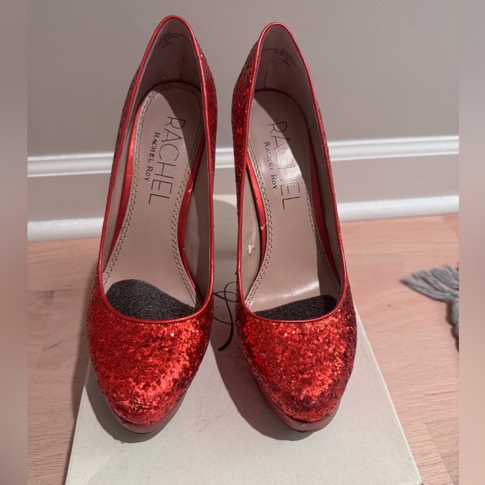 Rachel Roy red glitter platform pumps, size 8.5